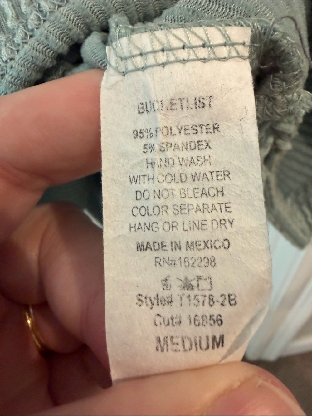BUCKETLIST Top Size Medium Oversized - Picture 2 of 16